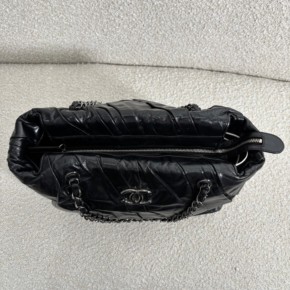 Chanel CC Glazed Twisted Tote/ Shoulder Bag - Picture 6 of 13